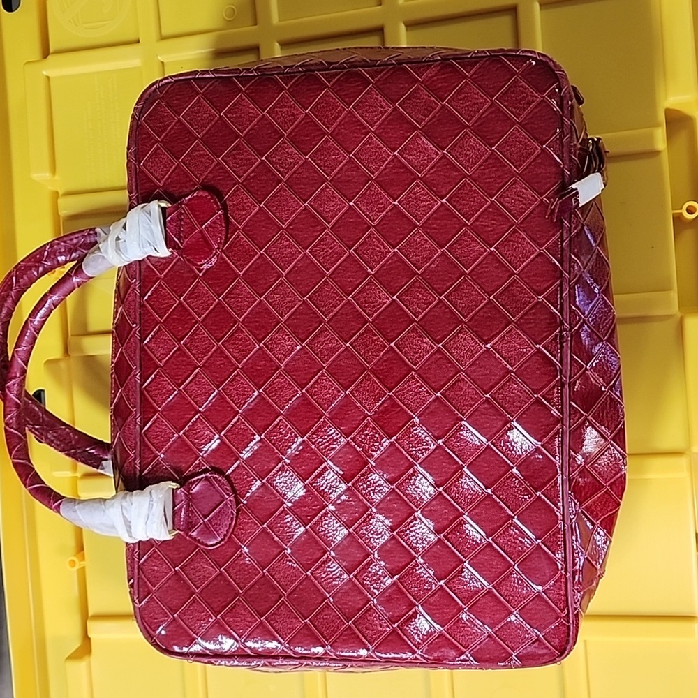 Estee Lauder Bag View 2